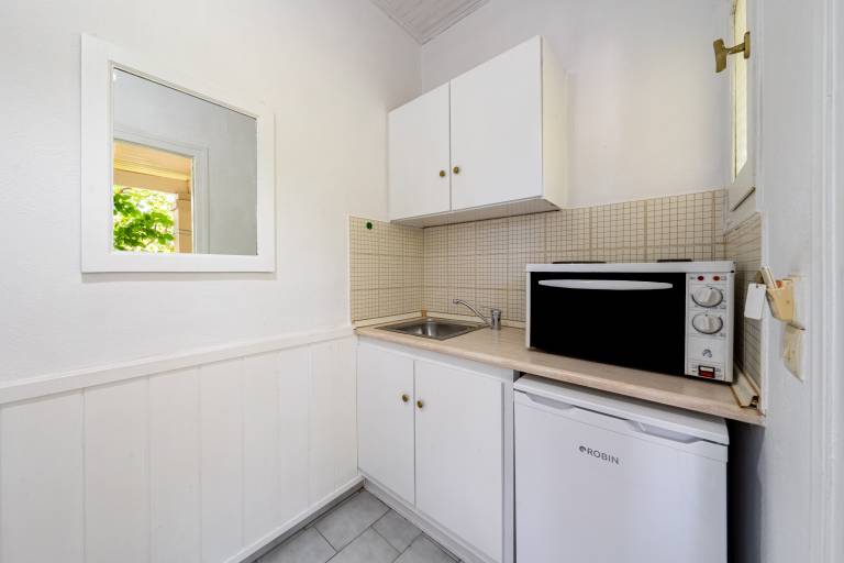 Apartment 'Alexandros Studios 2' with Shared Pool, Wi-Fi and Air Conditioning — photo 2