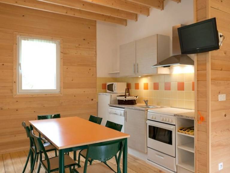 Chalet with pool — photo 3
