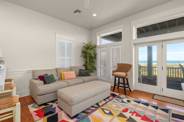Paradise Found - Private Beachfront House — photo 3