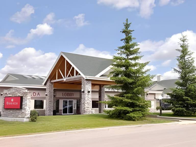 Stony Plain Hotel & Suites in Stony Plain, AB