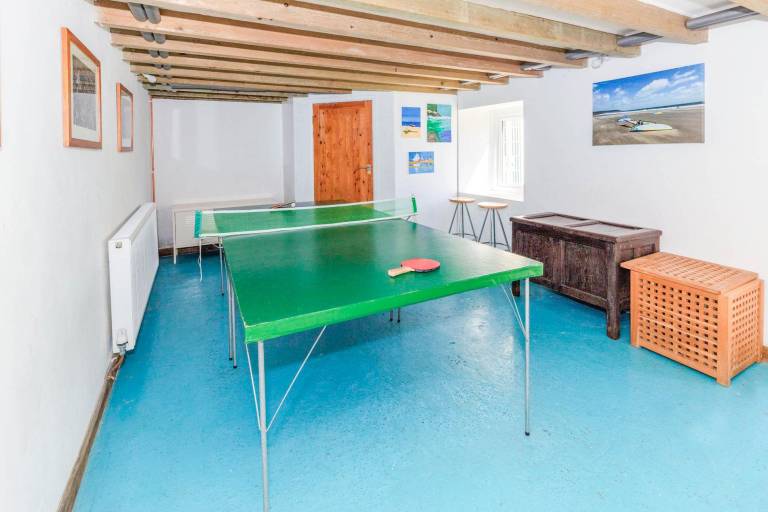 Family-friendly vacation home with yard & fast internet | Sea view | Beach nearby | Pets are welcome — photo 5