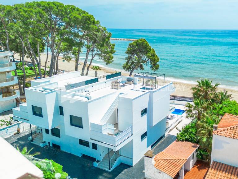 Fully equipped villa with patio, yard & private pool | Next to the beach | Dogs allowed — photo 2