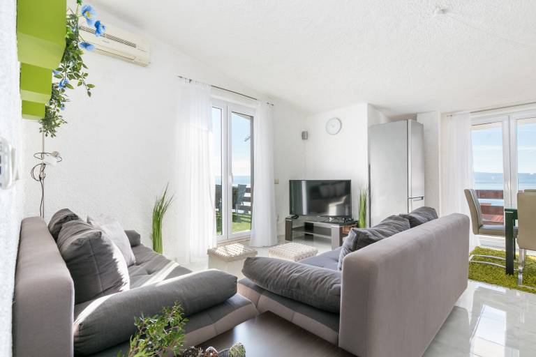 Two bedroom apartment with terrace and sea view Duće, Omiš (A-24975-c) — photo 2