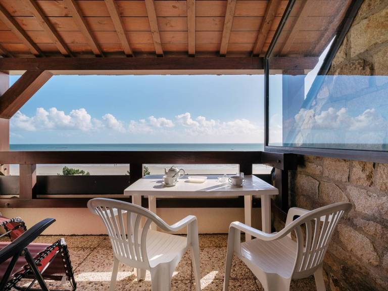 Carnac: Cozy studio 23m² near beach, parking, pet friendly in Carnac
