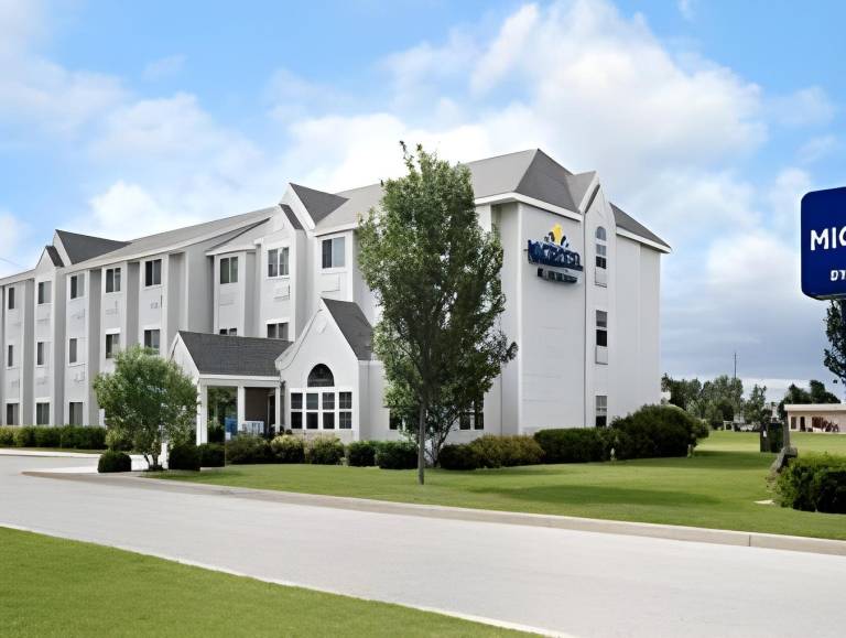 Microtel Inn & Suites by Wyndham Clear Lake in Clear Lake, IA