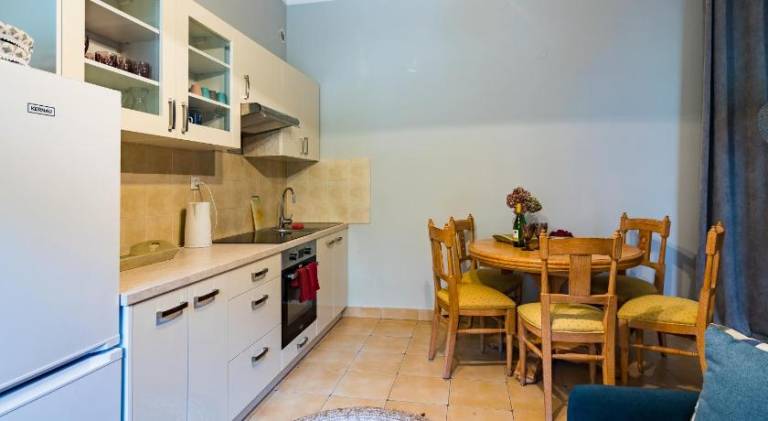 Holiday apartment with garden & terrace — photo 5