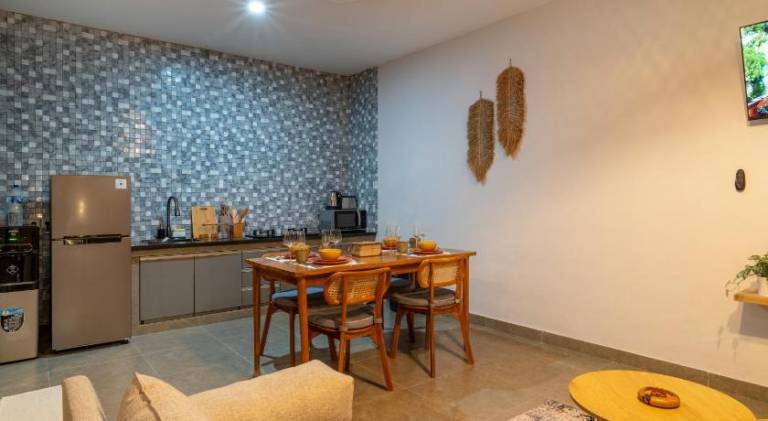 Villa with pool | Pet-friendly — photo 4