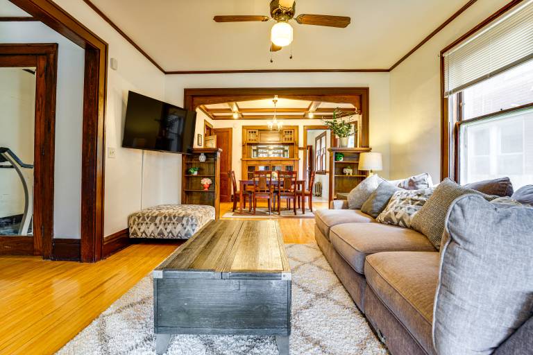 Great for Travel Nurses Remote Workers MPLS Home