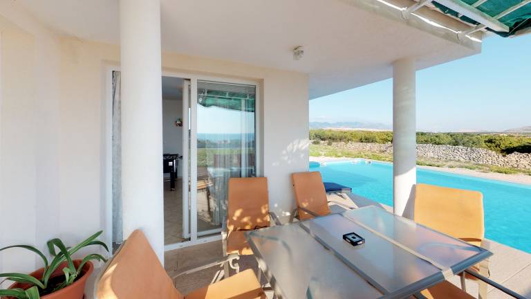Villa with terrace, private pool & yard | Sea view — photo 5