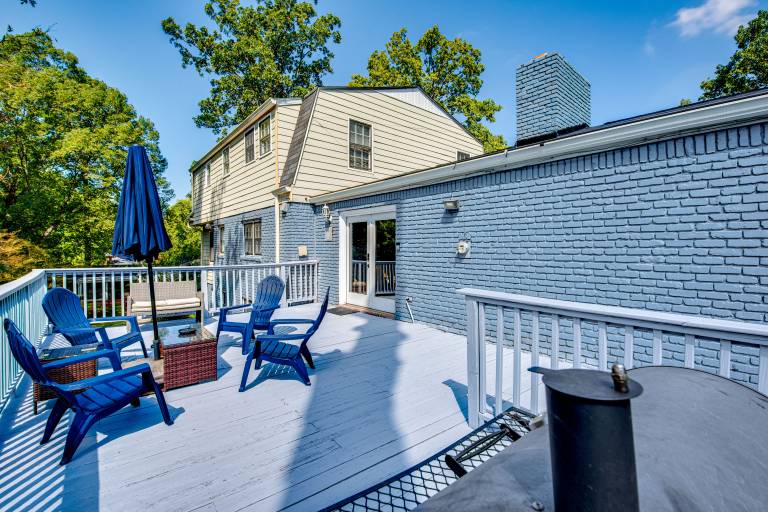 Spacious Home w/ Hot Tub, 14 Mi to Downtown ATL! — photo 2