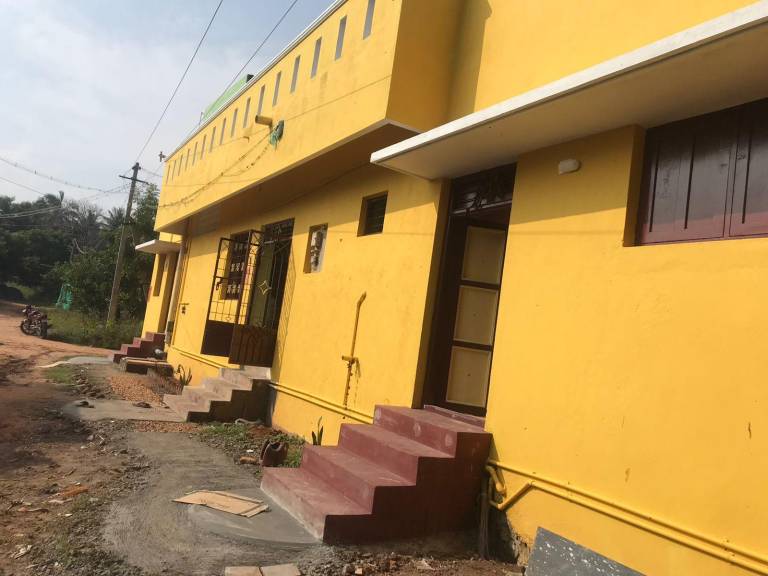 House  Auroville Beach