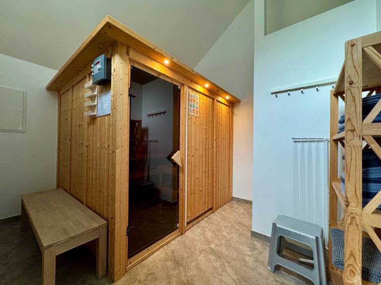 Fully equipped apartment with fast internet, terrace & yard | Garden view | Dogs allowed — photo 2