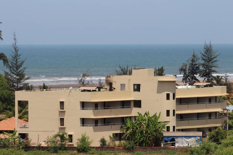 Resort  Dapoli