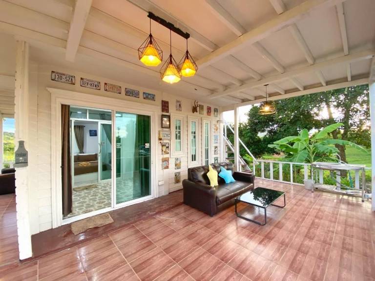 Vacation Home Near a Small Garden — photo 3