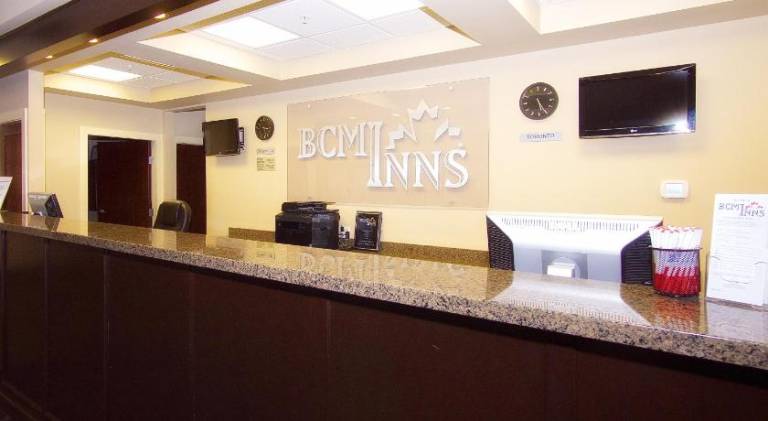 BCMInns - Lac La Biche — photo 2