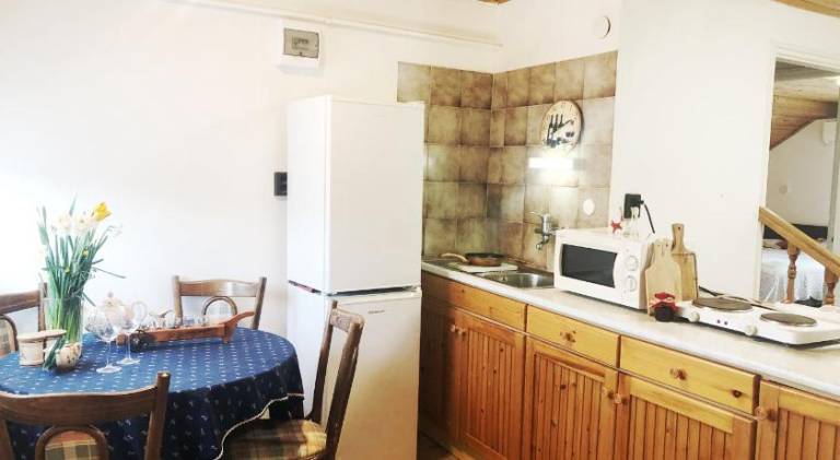 Pleasant apartment with BBQ, yard & patio | Pets are welcome — photo 5