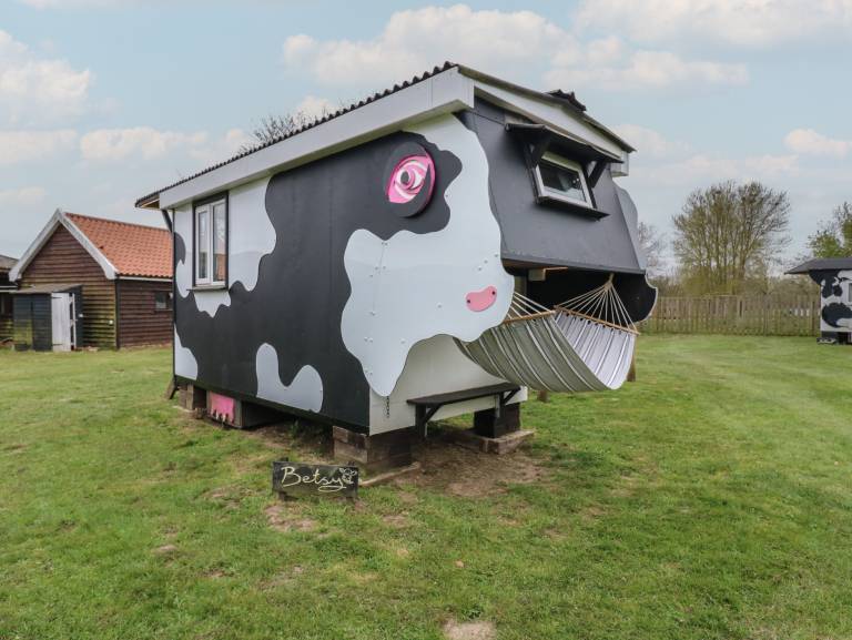 Cabin  Cretingham