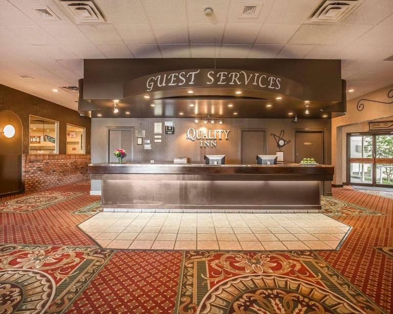 Quality Inn & Conference Centre — photo 2