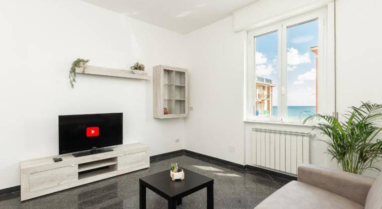 Rental apartment with 1 room for 4 persons in Arenzano