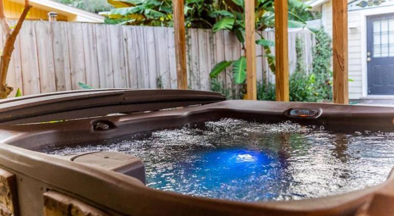 Vacation home with hot tub & pool | Suitable for remote work — photo 2
