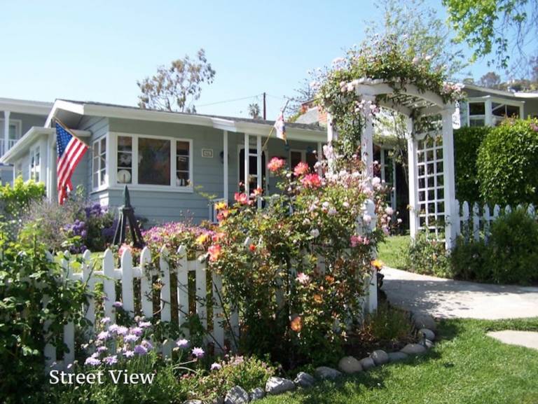 Cabin Laguna Beach