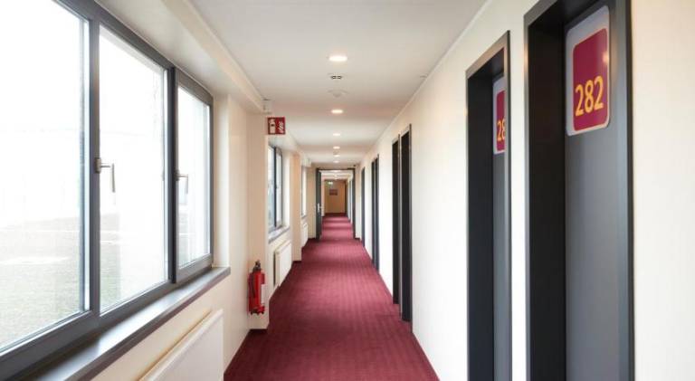 McDreams Hotel Monchengladbach — photo 4