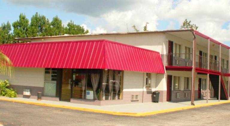 Economy Inn — photo 4