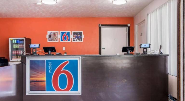 Motel 6 Attalla, AL — photo 3