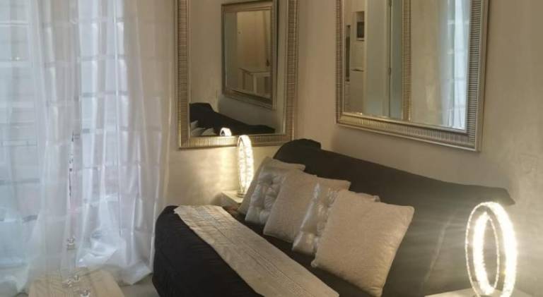 Holiday apartment with 1 room for 2 persons in Roquebrune-Cap-Martin