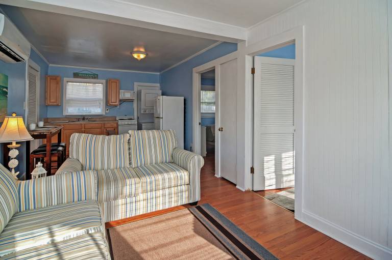Quiet Cottage < 1/2 Mi to Gulf Coast & Boardwalk! — photo 3