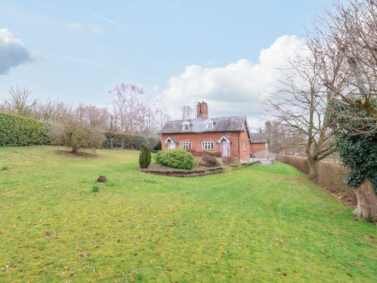 Cottage Woodbridge