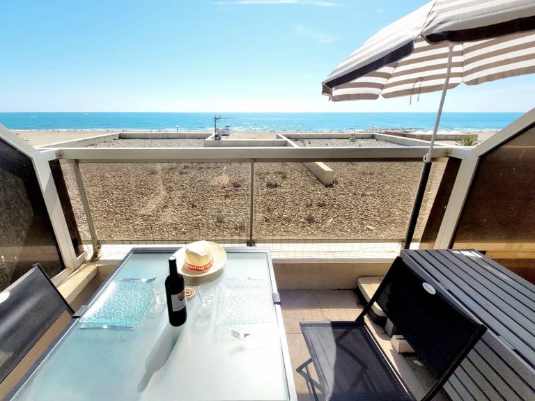 Studio | Next to the beach | Pets allowed — photo 2