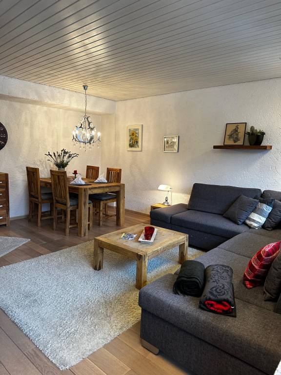 Rental apartment with pool, terrace & yard — photo 5