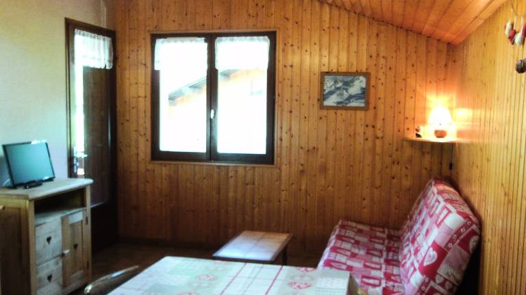 Rental apartment with garden — photo 2