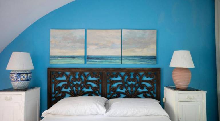 Apartment with patio in Procida