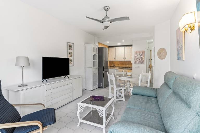 Holiday Home 'Relax Beach' with Shared Pool, Wi-Fi and Air Conditioning — photo 5