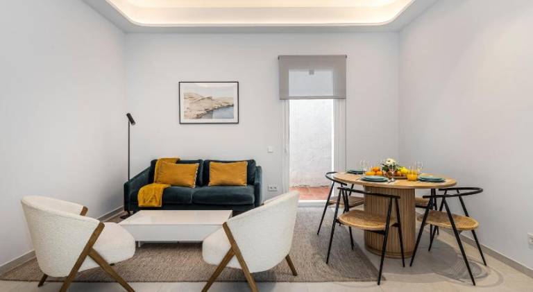 Rental apartment with 1 room for 2 persons in Madrid
