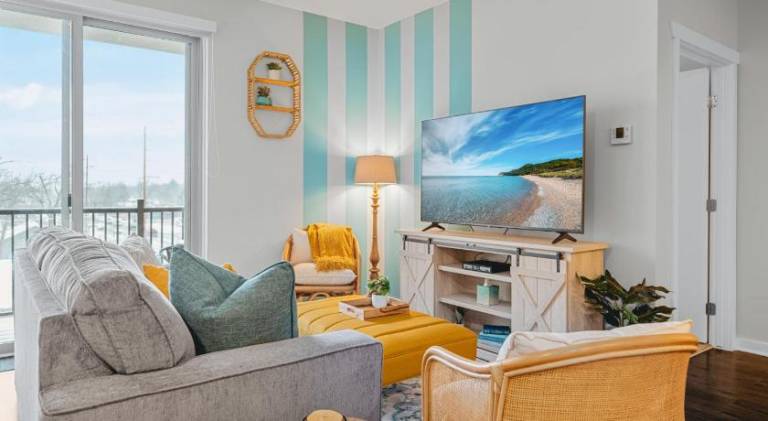 Beautiful house | Pets allowed in Traverse City, MI