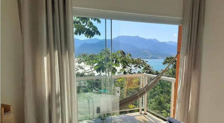 Lovely apartment with terrace, grill & pool | Beach nearby | Pets are welcome in Ilhabela