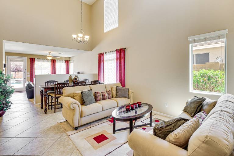 Near Parks & Golf Courses: Gilbert Home w/ Patio! — photo 4