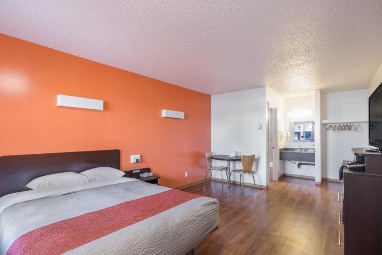Motel Bo Camrose — photo 4