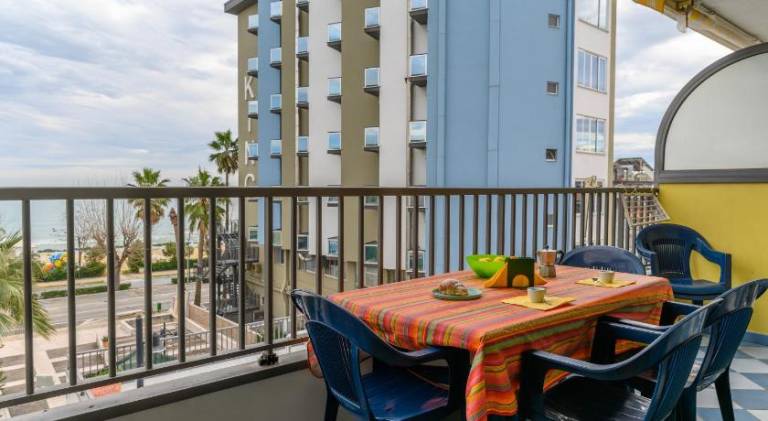Apartment with 1 room for 4 persons — photo 4