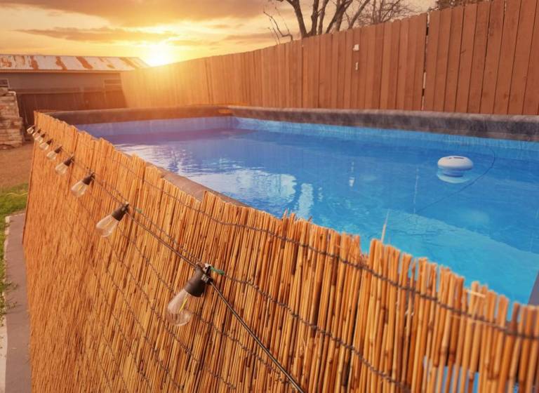 5 2 two kings hot tub firepit 16min to Wine Trail nearby Pickleball courts pool in Blanco, TX