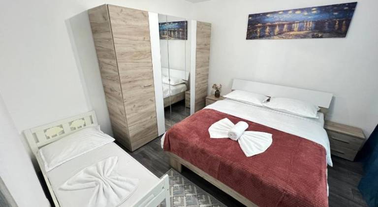 Nice apartment with garden & hot tub | Suitable for remote work | Pet-friendly in Iasi