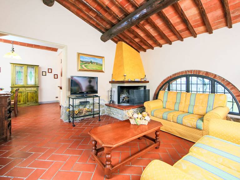 Children-friendly rental apartment with yard, terrace & pool | Dogs allowed — photo 4