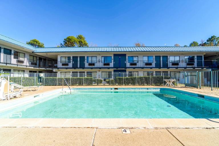 Xpress Inn & Extended Stays in Marshall, TX