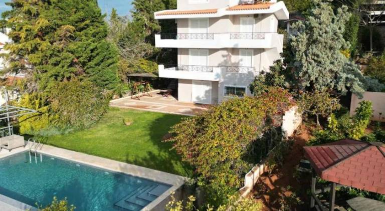 Βίλα Ανάβυσσος