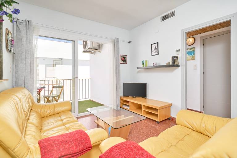 Apartment '1st Line La Herradura' with Sea View, Wi-Fi and Air Conditioning — photo 2