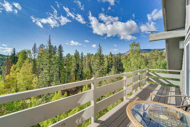 Game Room + Views: Cabin Near Purgatory Resort! — photo 4