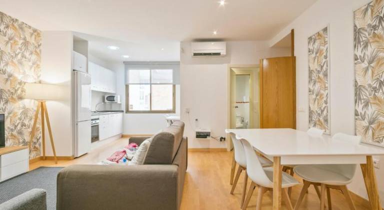 Holiday apartment with 2 rooms for 6 persons — photo 2